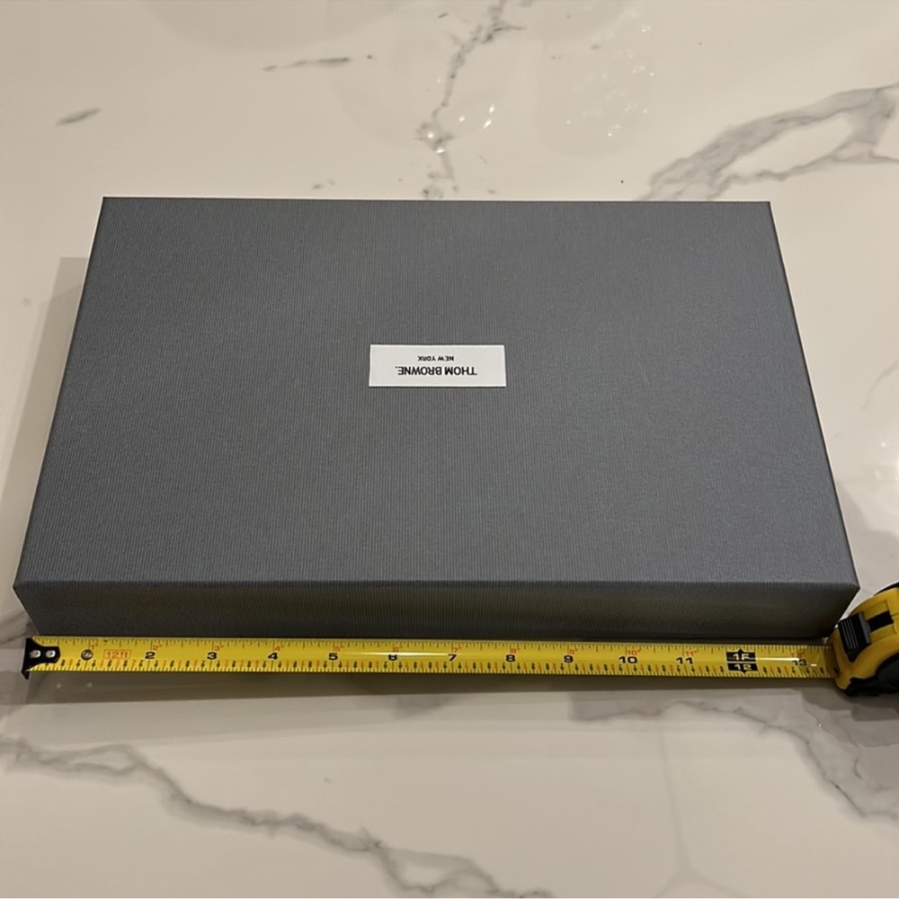 Thom Browne Gift Set - Picture 5 of 5